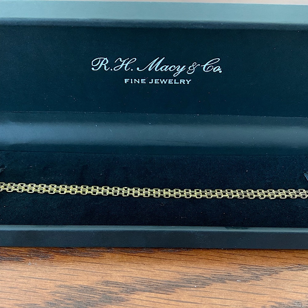 Bismark Chain Bracelet in 10k Gold